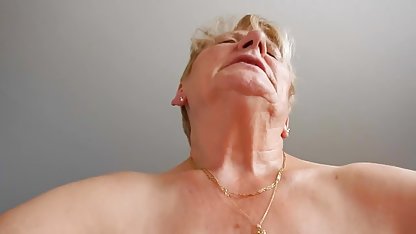 Gelap lebih konyol. bokep anal ibu