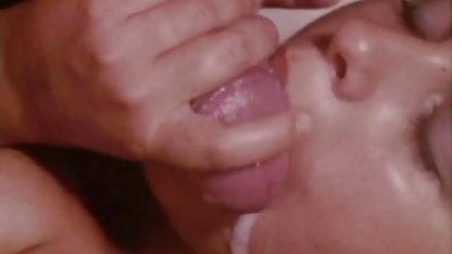 E. M. download bokep anal - Alice dan perhiasan kita