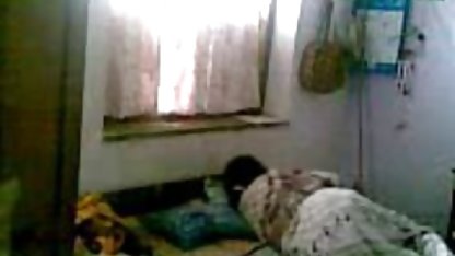 Cantik masturbasi bokep double anal dengan dildo dan keras kontol